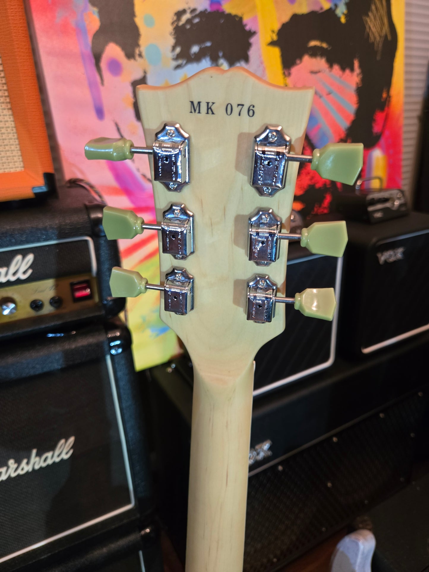 2025 - Social Distortion - Mike Ness - Replica Les Paul Deluxe - P90 - Realistic Relic - 8lb 6oz